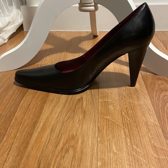 Pazzo Black Leather Pumps Made in Spain. New Condition Comfort  Size 10 - Picture 4 of 12